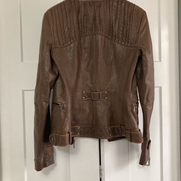 Danier leather Moto jacket - Picture 3 of 9